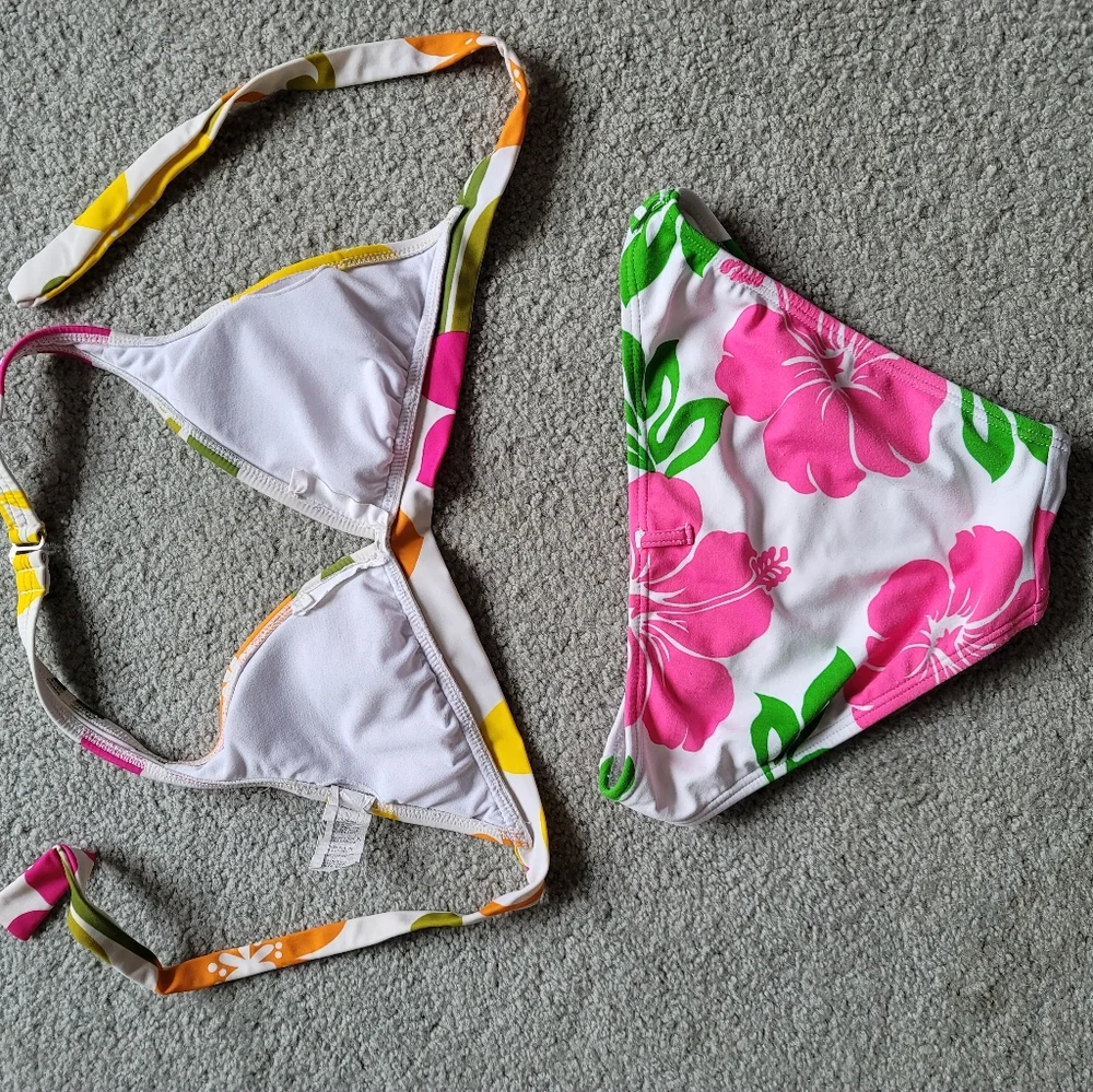Malibu Bikini Swimsuit Size S White Tropical Floral Top & bottom 2 piece - Picture 6 of 12